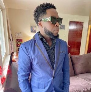 Meet your Posher, Senenuel